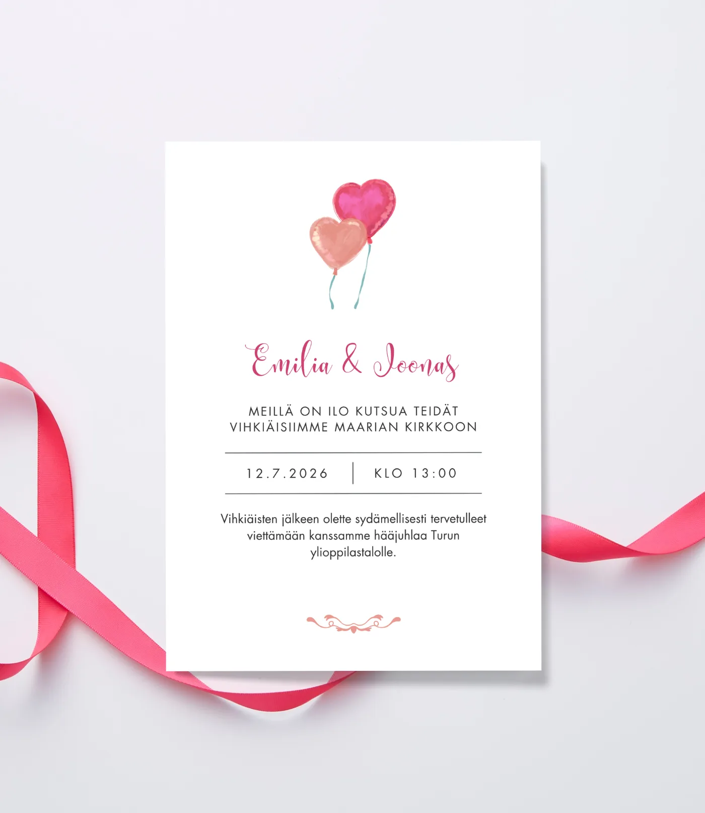 Kuvassa hääkutsu ja pinkkiä nauhaa